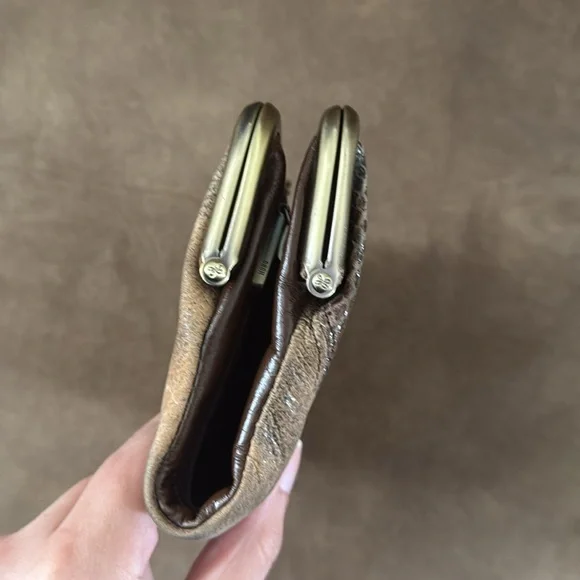 HOBO International Lauren Patchwork Clutch Wallet MOCHA MULTI - Picture 2 of 9